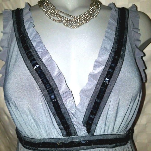 GRAY DRESS - Picture 5 of 9